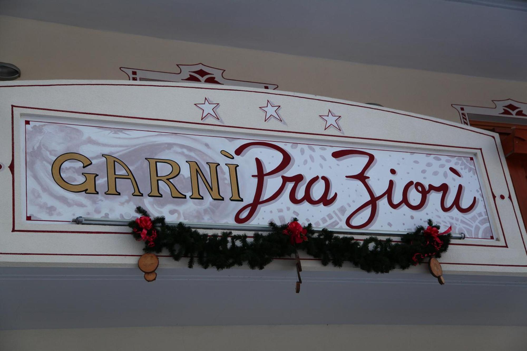 Garni Pra Fiori Hotel Campitello di Fassa Buitenkant foto