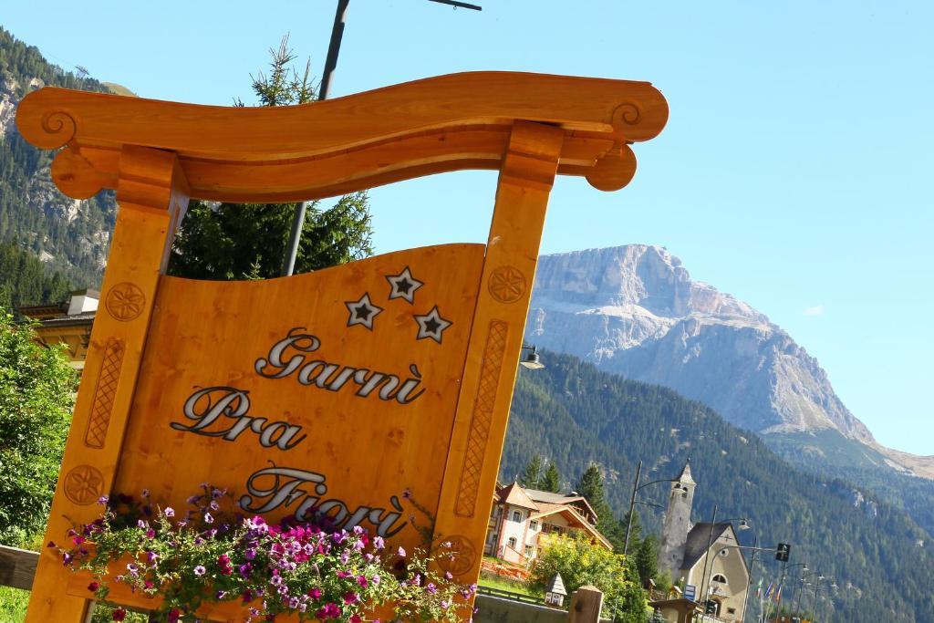 Garni Pra Fiori Hotel Campitello di Fassa Buitenkant foto